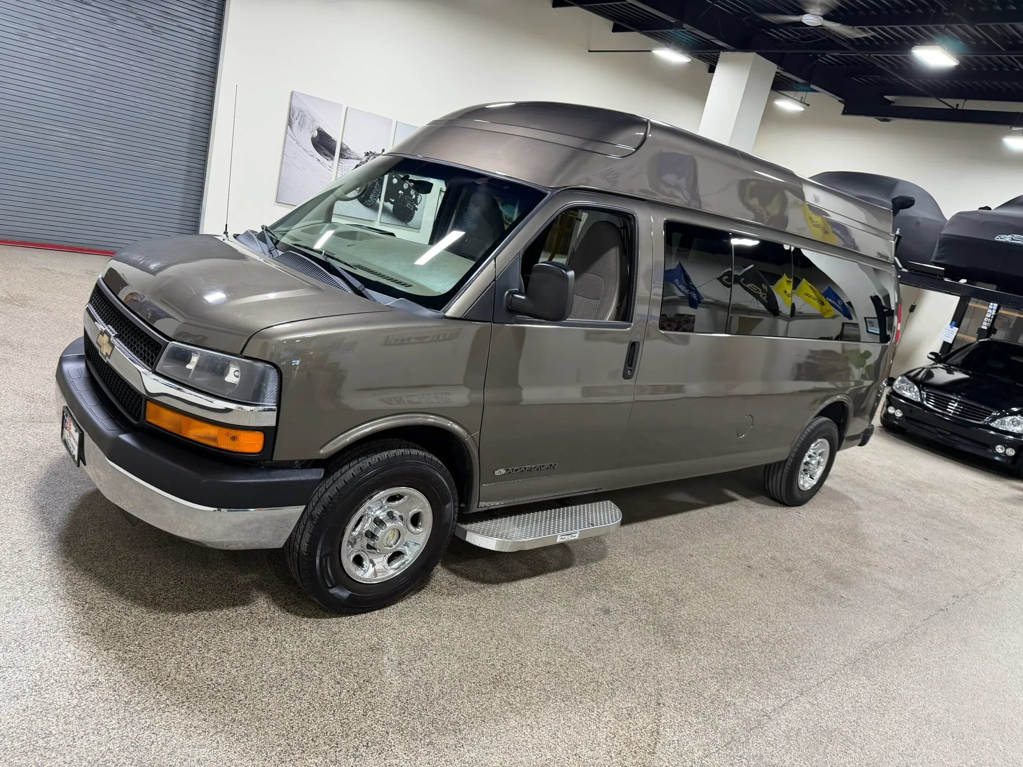 Used 2014 Chevrolet Express 3500 LT w/ LT Preferred Equipment Group RWD image 9