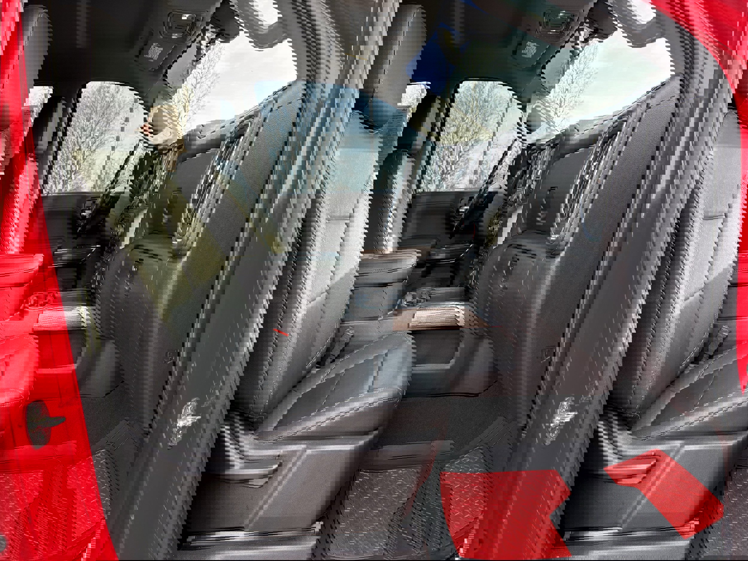 Used 2021 Chevrolet Silverado 1500 LT Trail Boss w/ Convenience Package II image 27