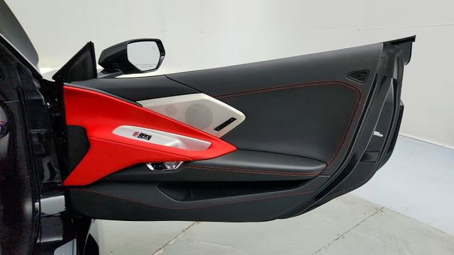 Used 2024 Chevrolet Corvette Stingray Preferred Cpe w/ 2LT image 19