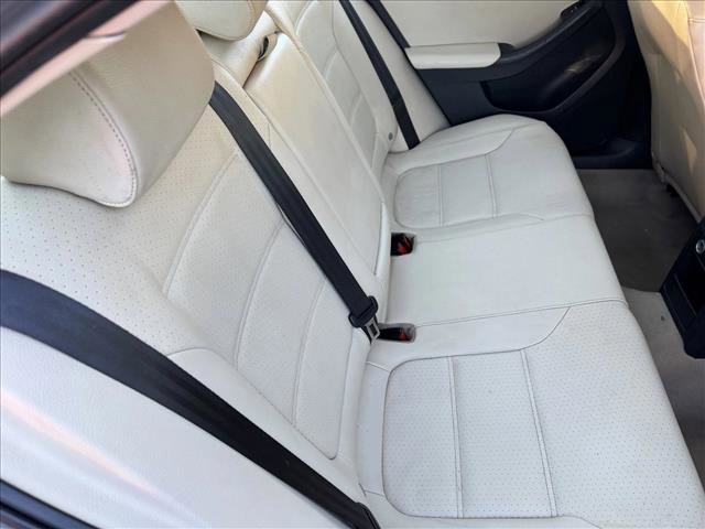 Used 2013 Volkswagen Jetta SE image 18