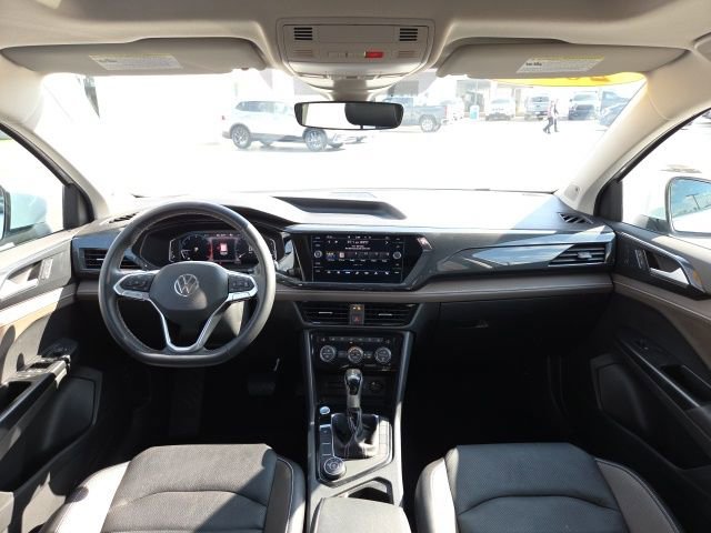 Used 2022 Volkswagen Taos SEL w/ Panoramic Sunroof Package image 21