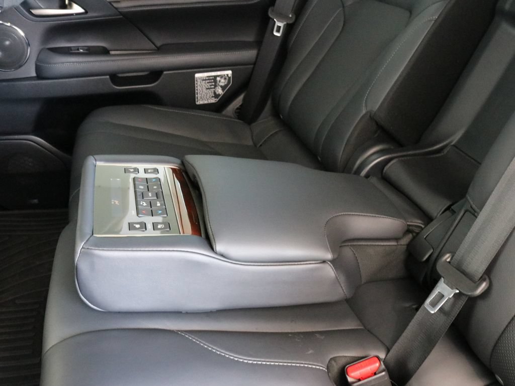 Used 2017 Lexus LX 570 4WD w/ Luxury Package image 34