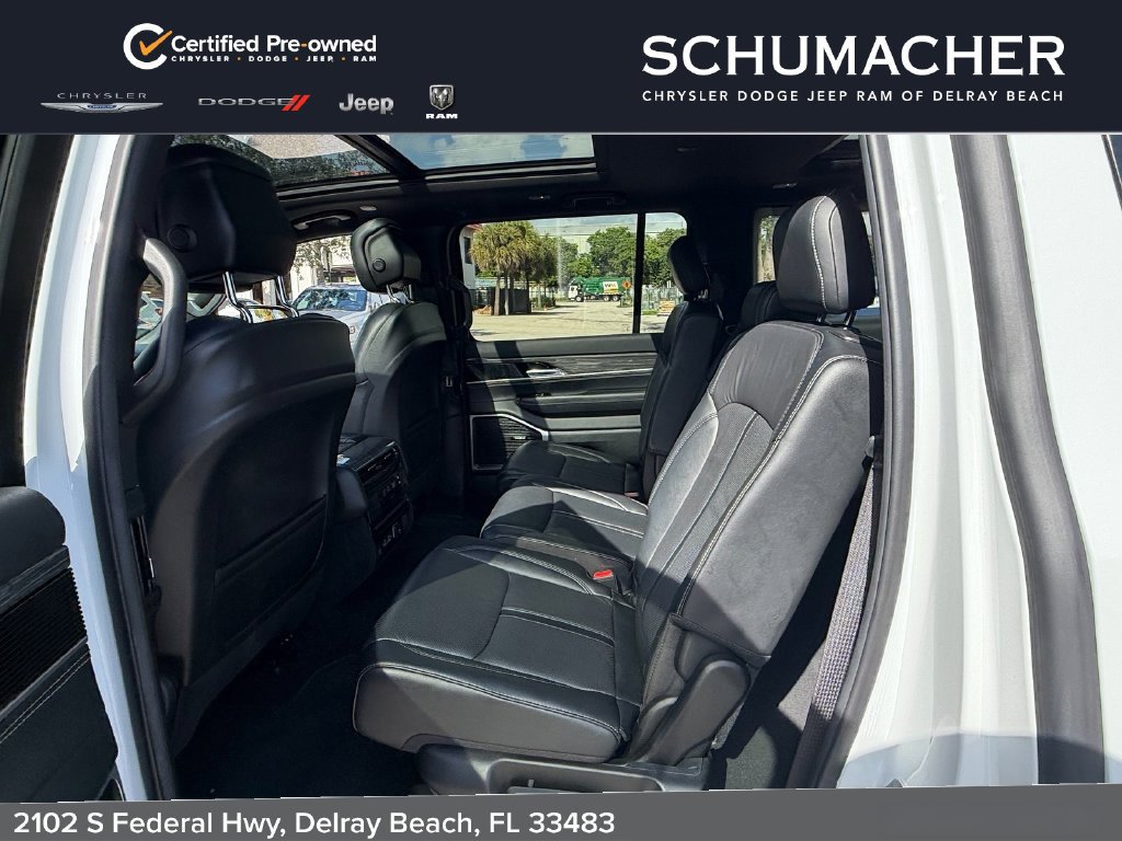 Used 2022 Jeep Wagoneer Series II w/ Premium Group I RWD image 12
