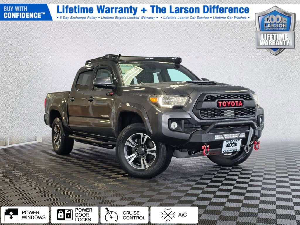 Used 2019 Toyota Tacoma TRD Sport image 1