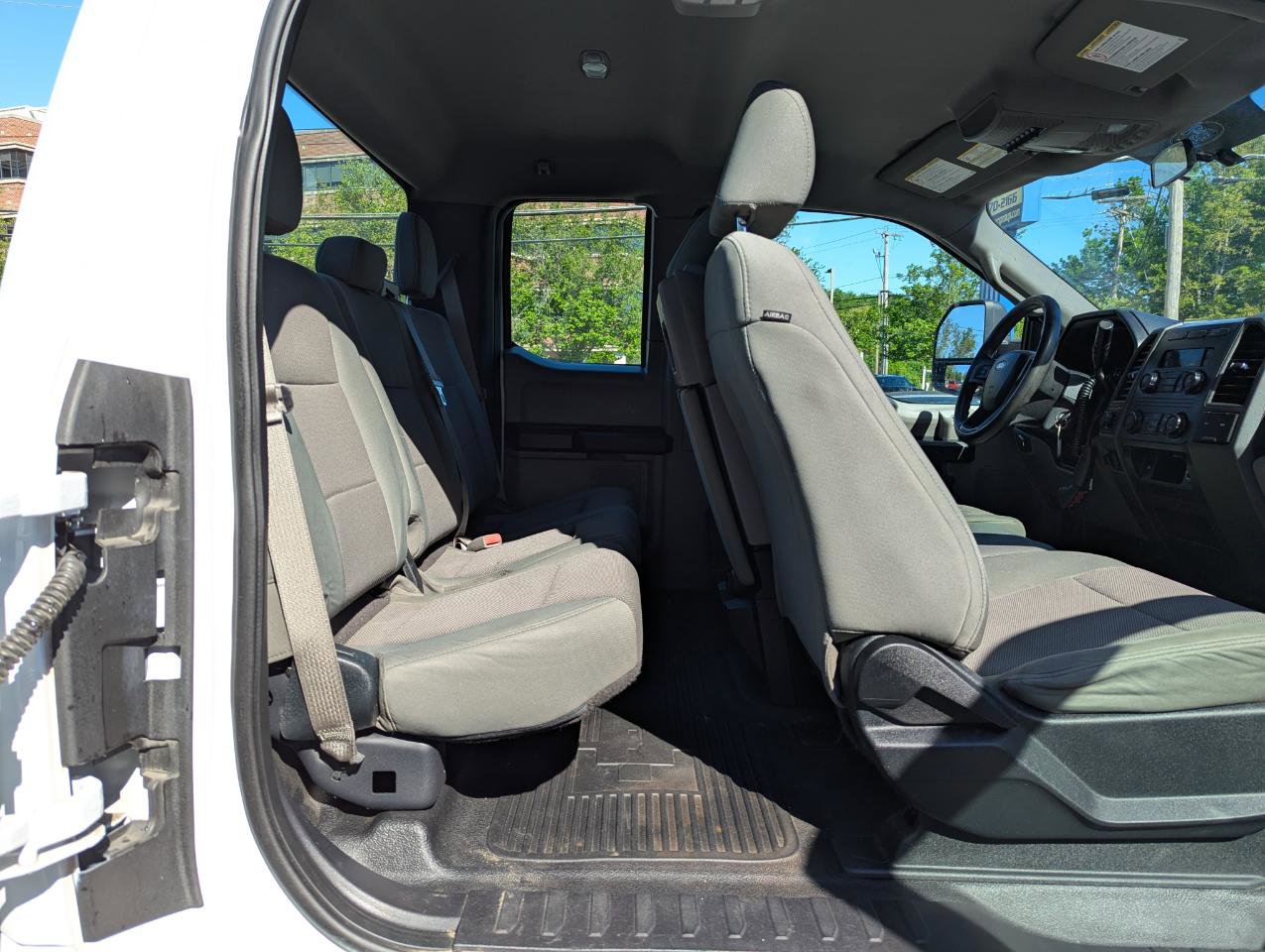 Used 2017 Ford F250 XL w/ Snow Plow Prep Package AWD/4WD image 32