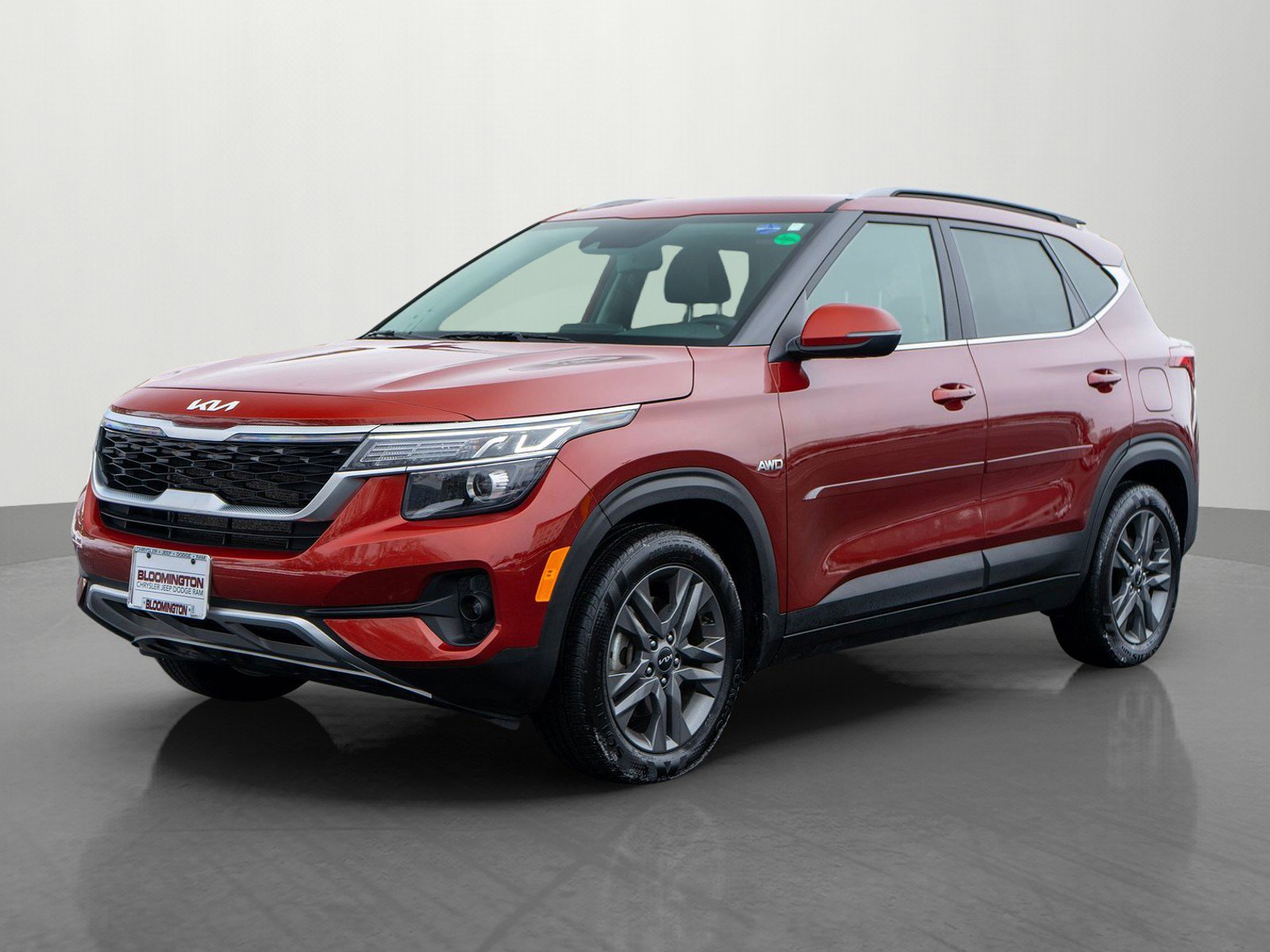 Used 2023 Kia Seltos S w/ Navigation Package image 3