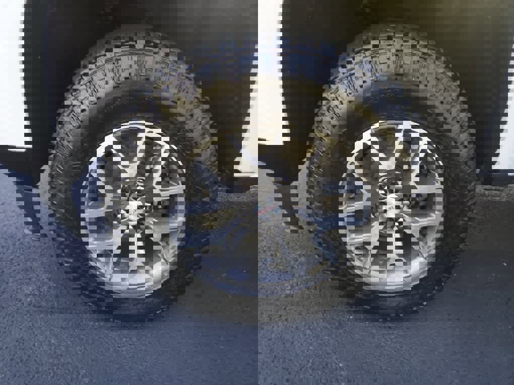 Used 2022 GMC Canyon AT4 w/ Trailering Package image 11