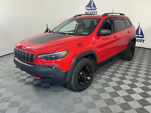 Used 2019 Jeep Cherokee Trailhawk AWD/4WD image 3