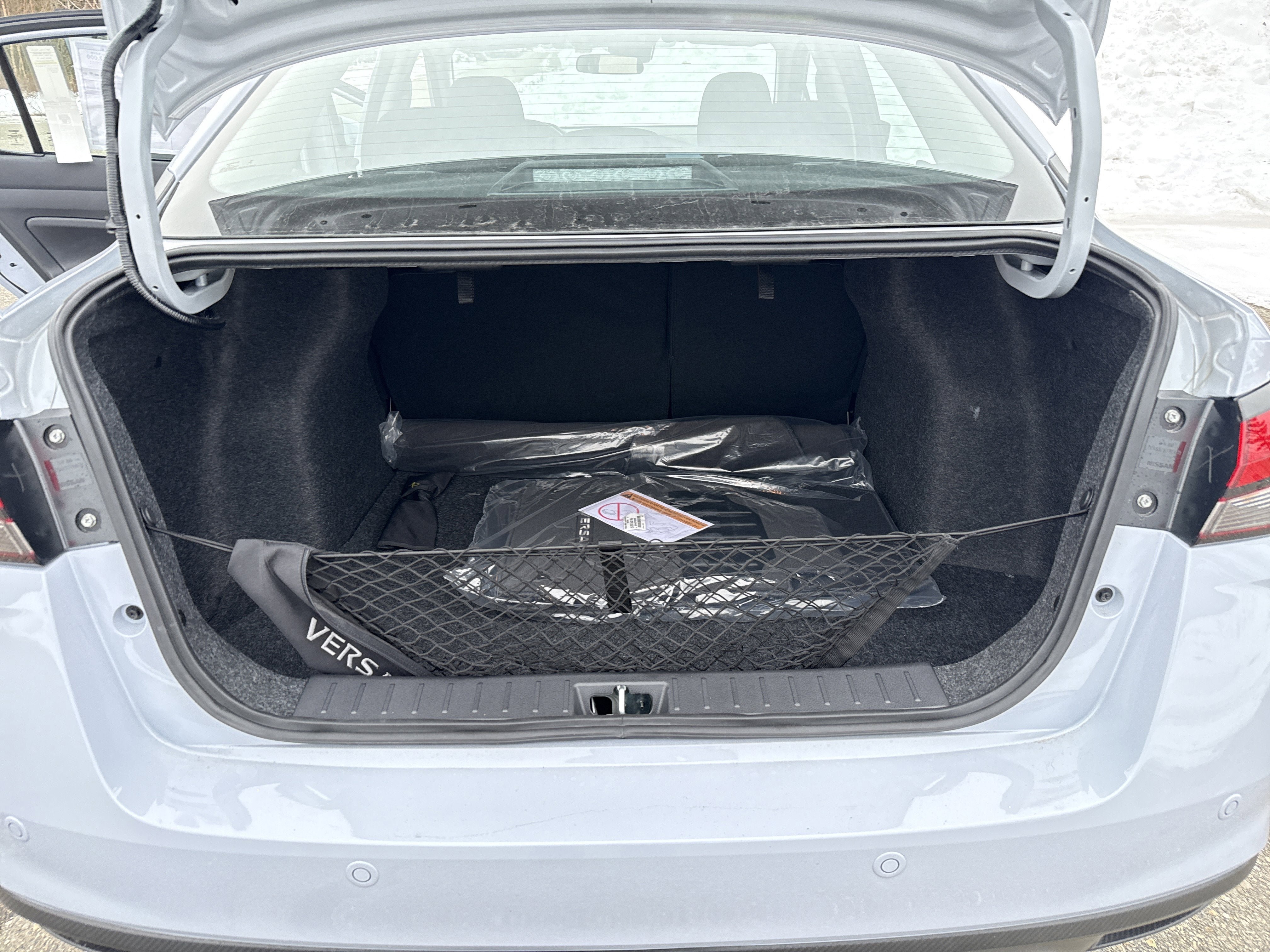 New 2025 Nissan Versa SV w/ Trunk Package FWD image 16
