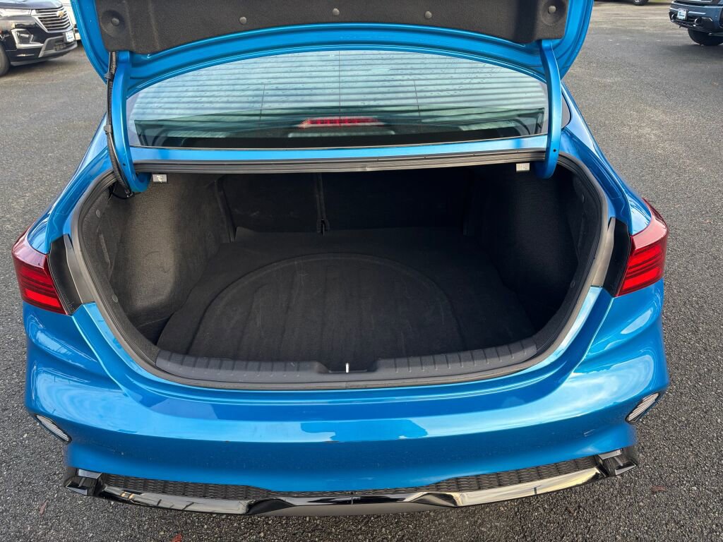 Certified 2023 Kia Forte GT-Line image 11