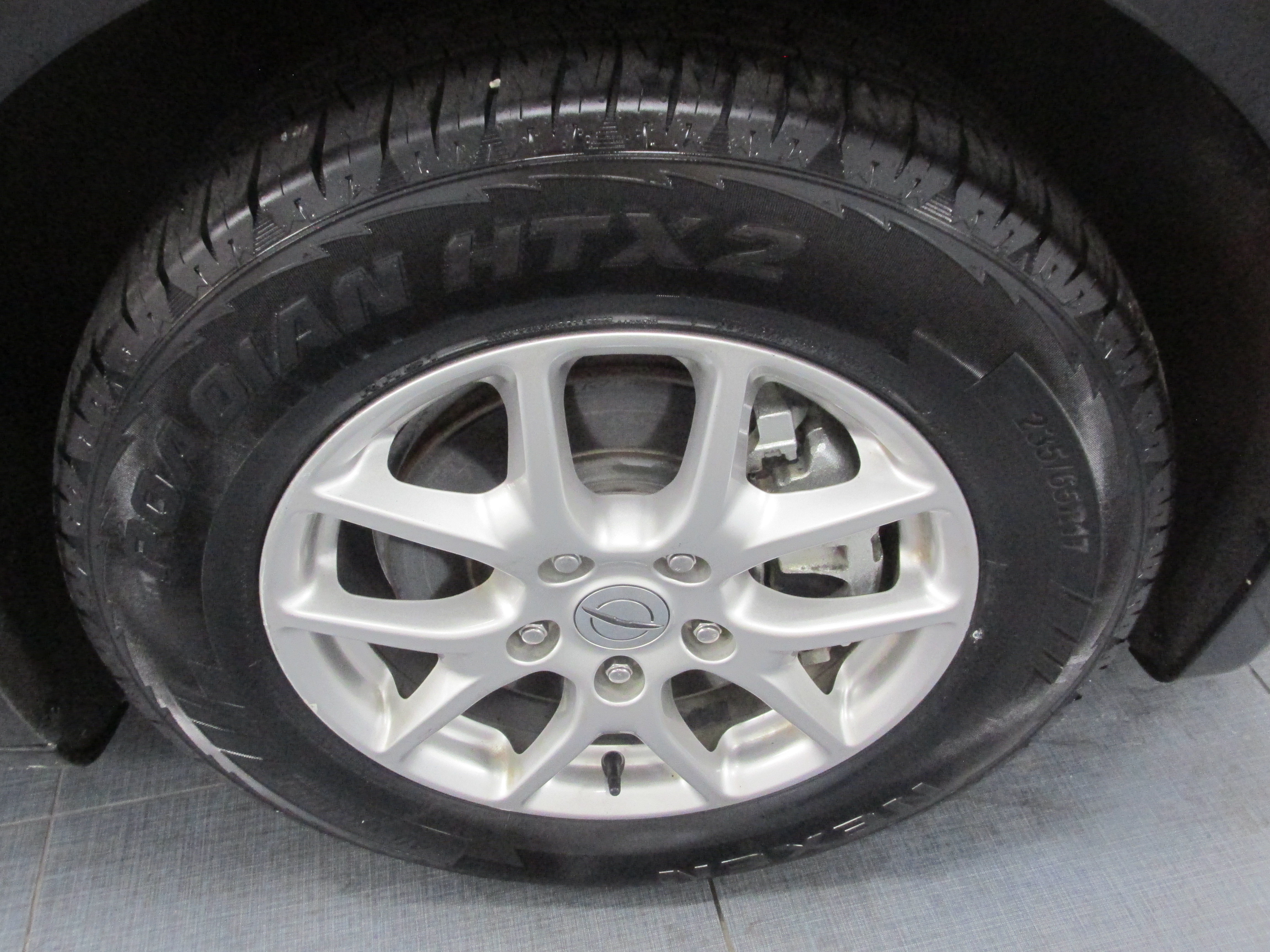 Used 2023 Chrysler Voyager LX FWD image 15