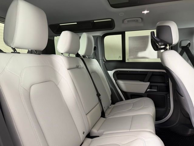 New 2026 Land Rover Defender 110 S AWD/4WD image 29