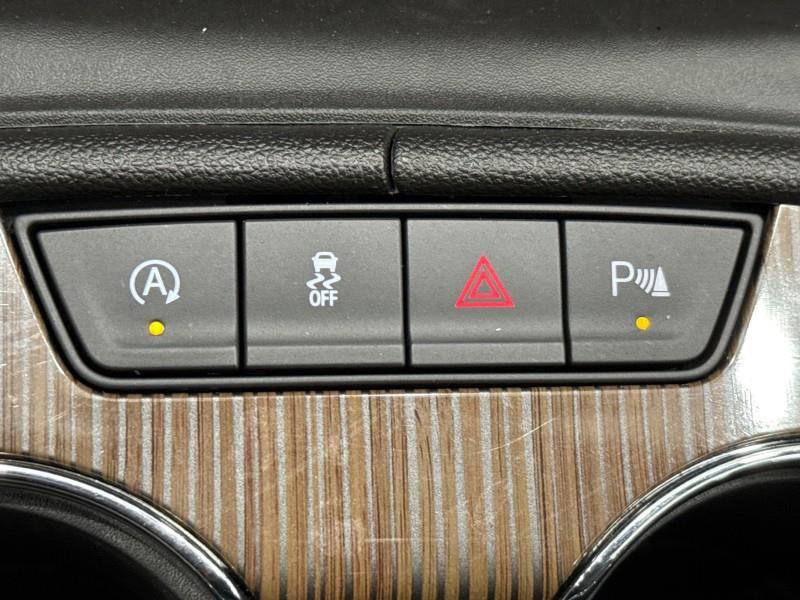 Used 2023 GMC Acadia SLE w/ Driver Convenience Package image 25
