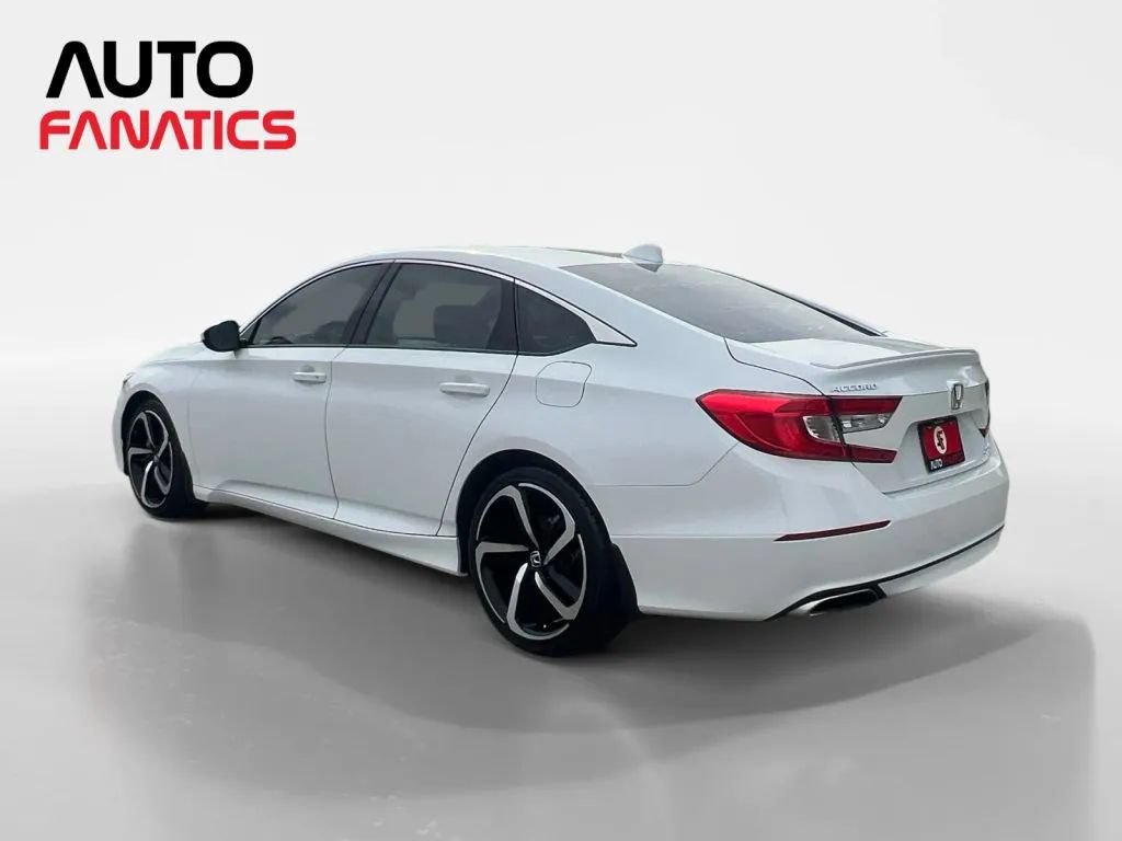 Used 2018 Honda Accord Sport image 3