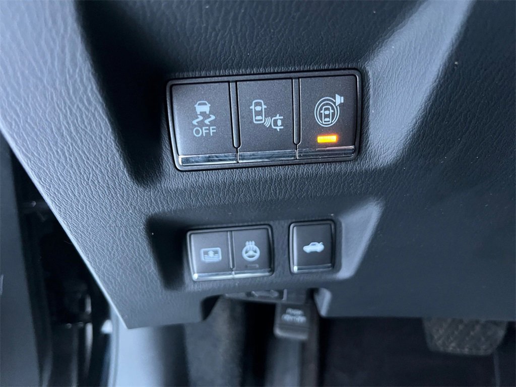 Used 2015 INFINITI Q70 L 3.7 w/ Deluxe Touring Package image 17