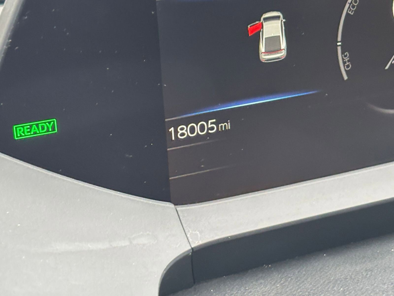 Used 2025 Toyota Prius LE image 38