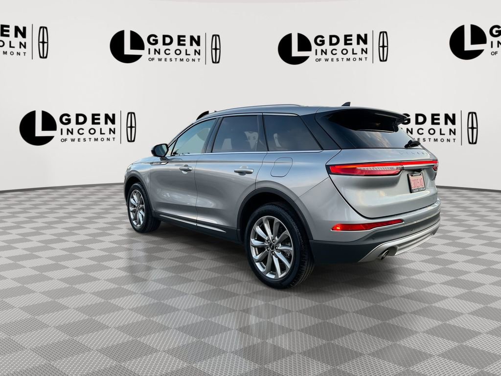 Used 2022 Lincoln Corsair AWD w/ Premium Package image 6