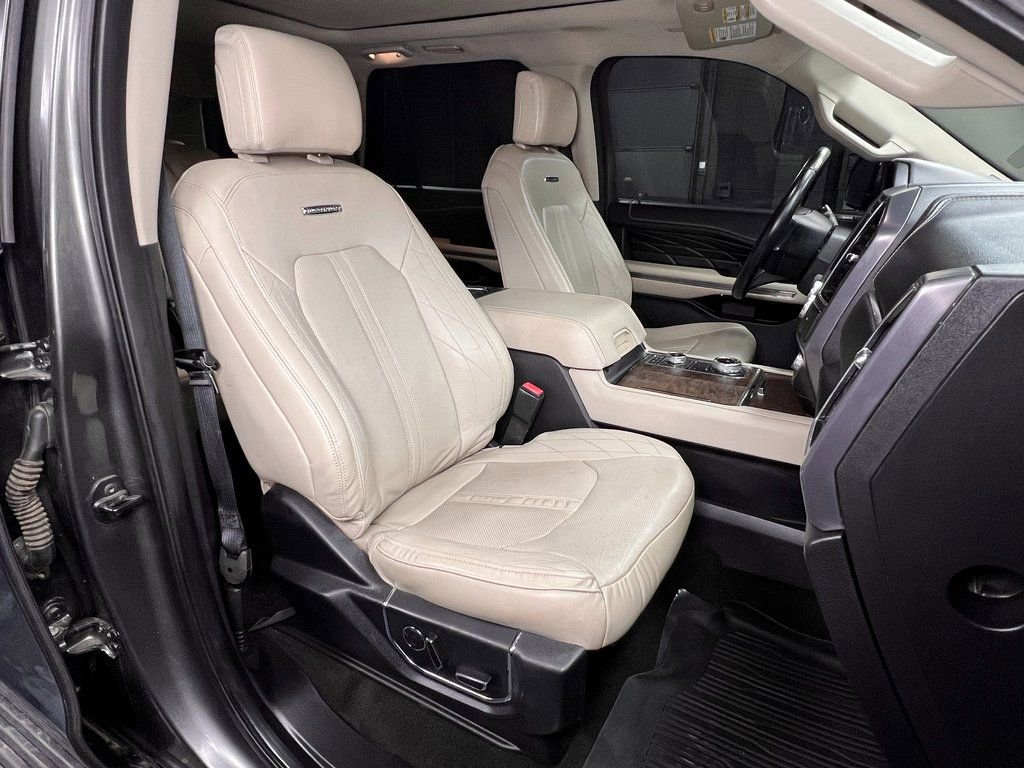 Used 2019 Ford Expedition Platinum image 4