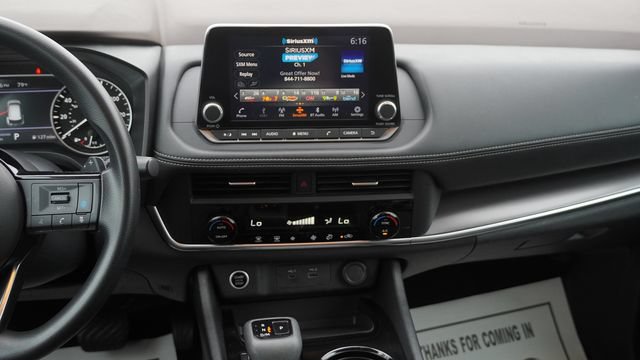 Used 2023 Nissan Rogue SV FWD image 16