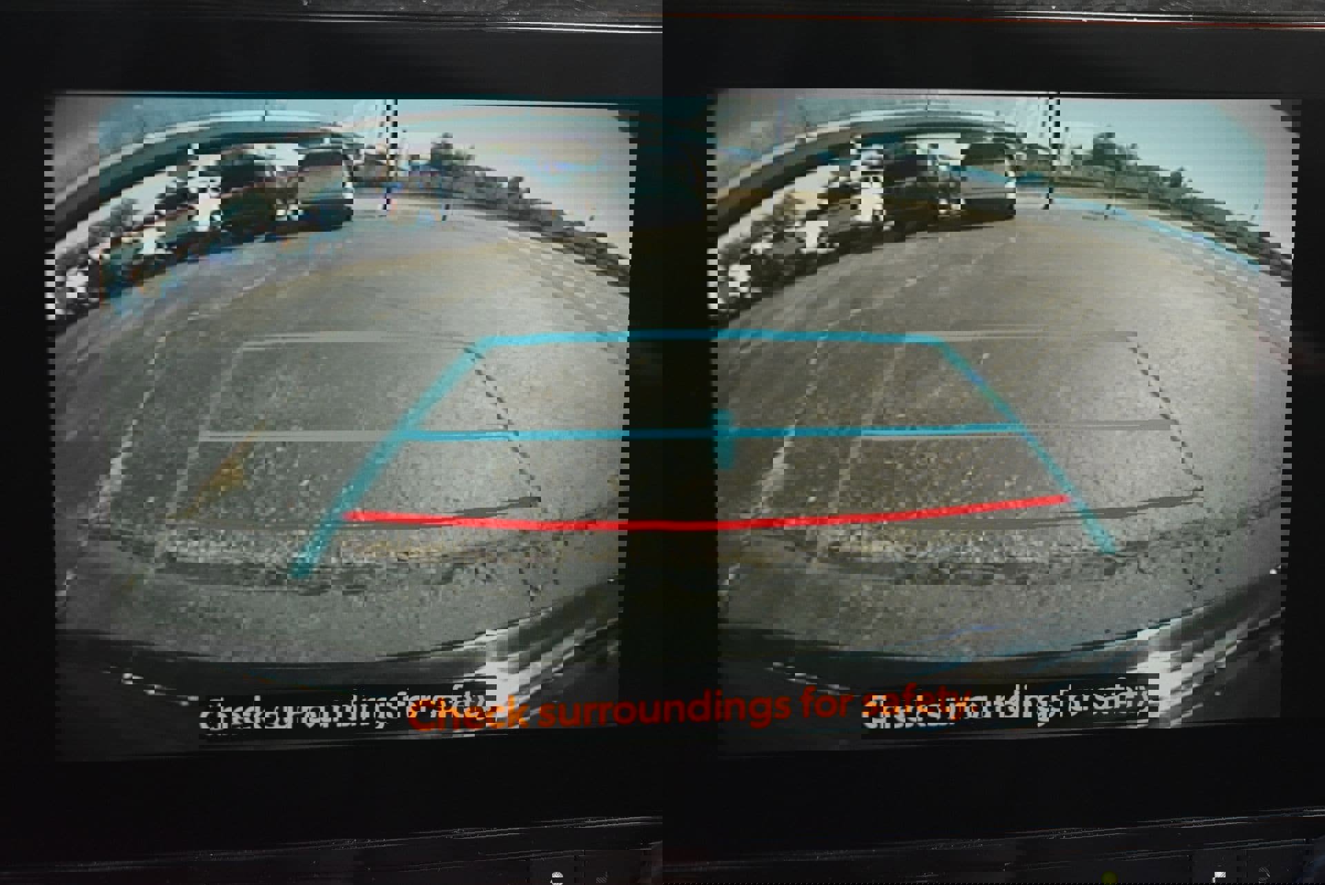 Used 2023 Toyota Highlander XLE image 27