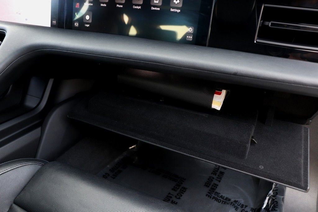 Used 2020 Porsche Taycan 4S image 55