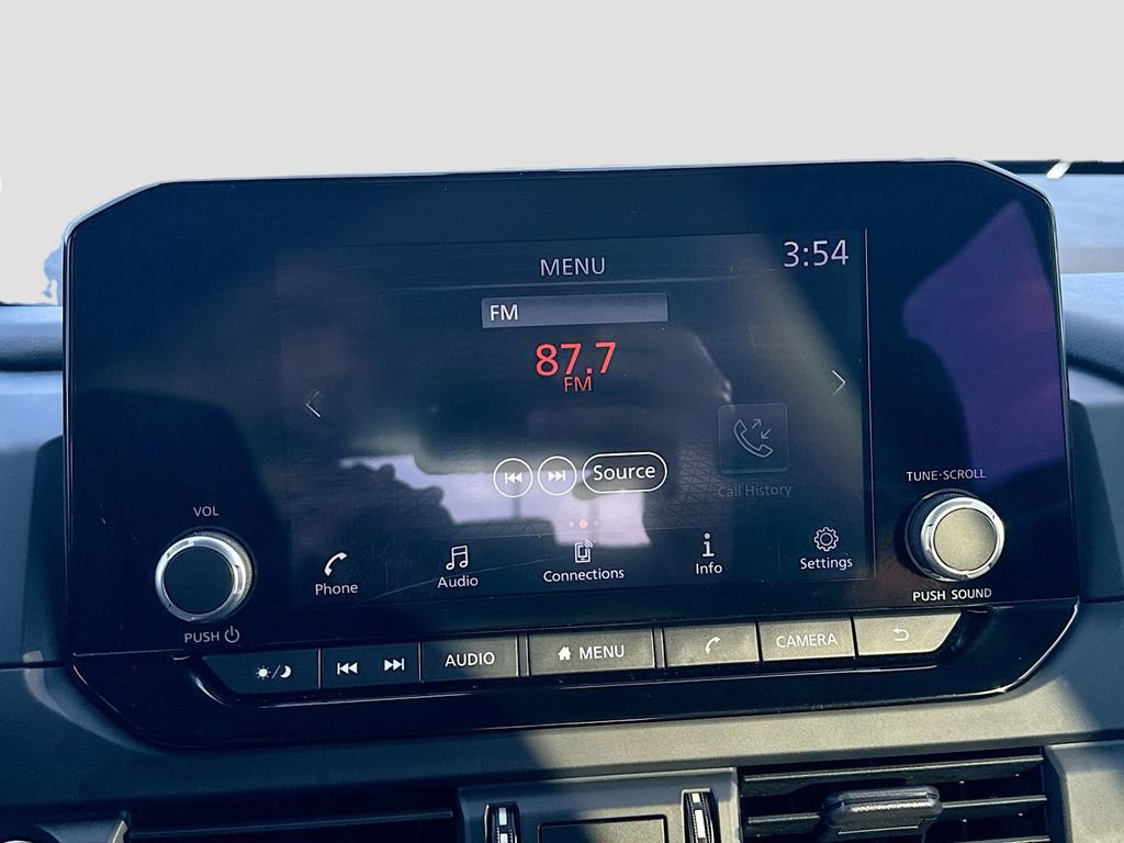 Used 2023 Nissan Pathfinder S image 15