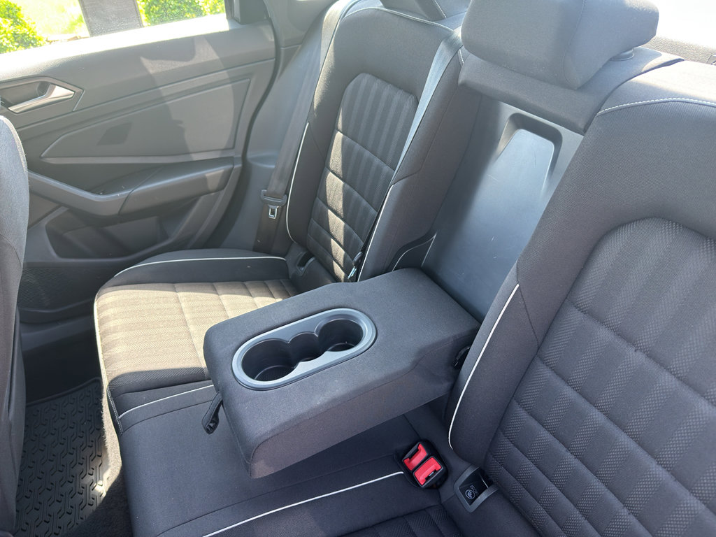 Used 2022 Volkswagen Jetta Sport FWD image 30