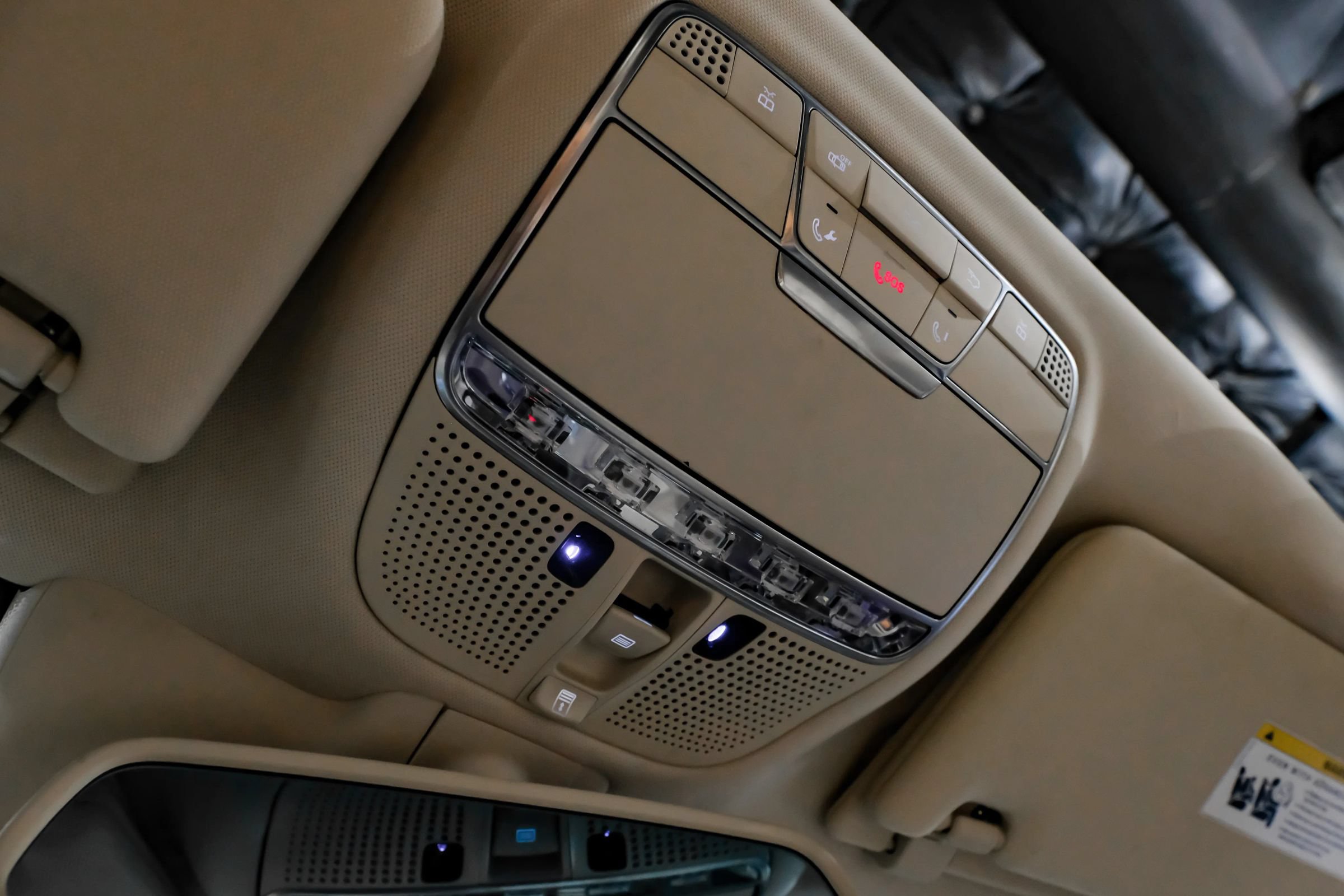 Used 2016 Mercedes-Benz S 550 Sedan image 35