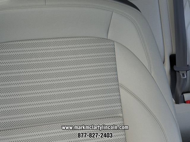 New 2026 Lincoln Nautilus Reserve AWD/4WD image 16