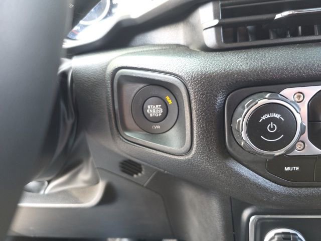 Used 2024 Jeep Gladiator Sport AWD/4WD image 30