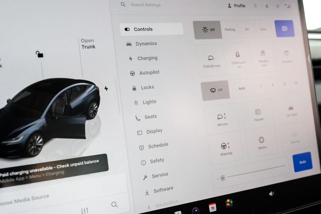 Used 2024 Tesla Model 3 Long Range RWD image 31