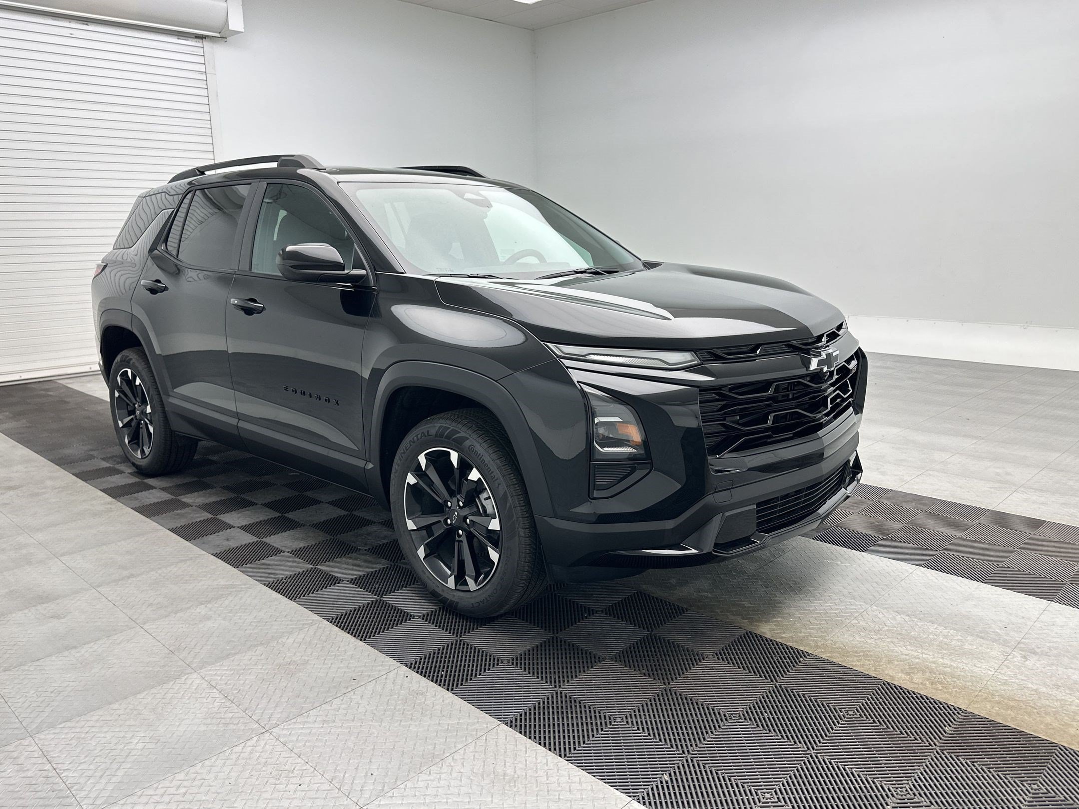 New 2027 Chevrolet Equinox RS w/ LPO, Floor Liner Package AWD/4WD image 7