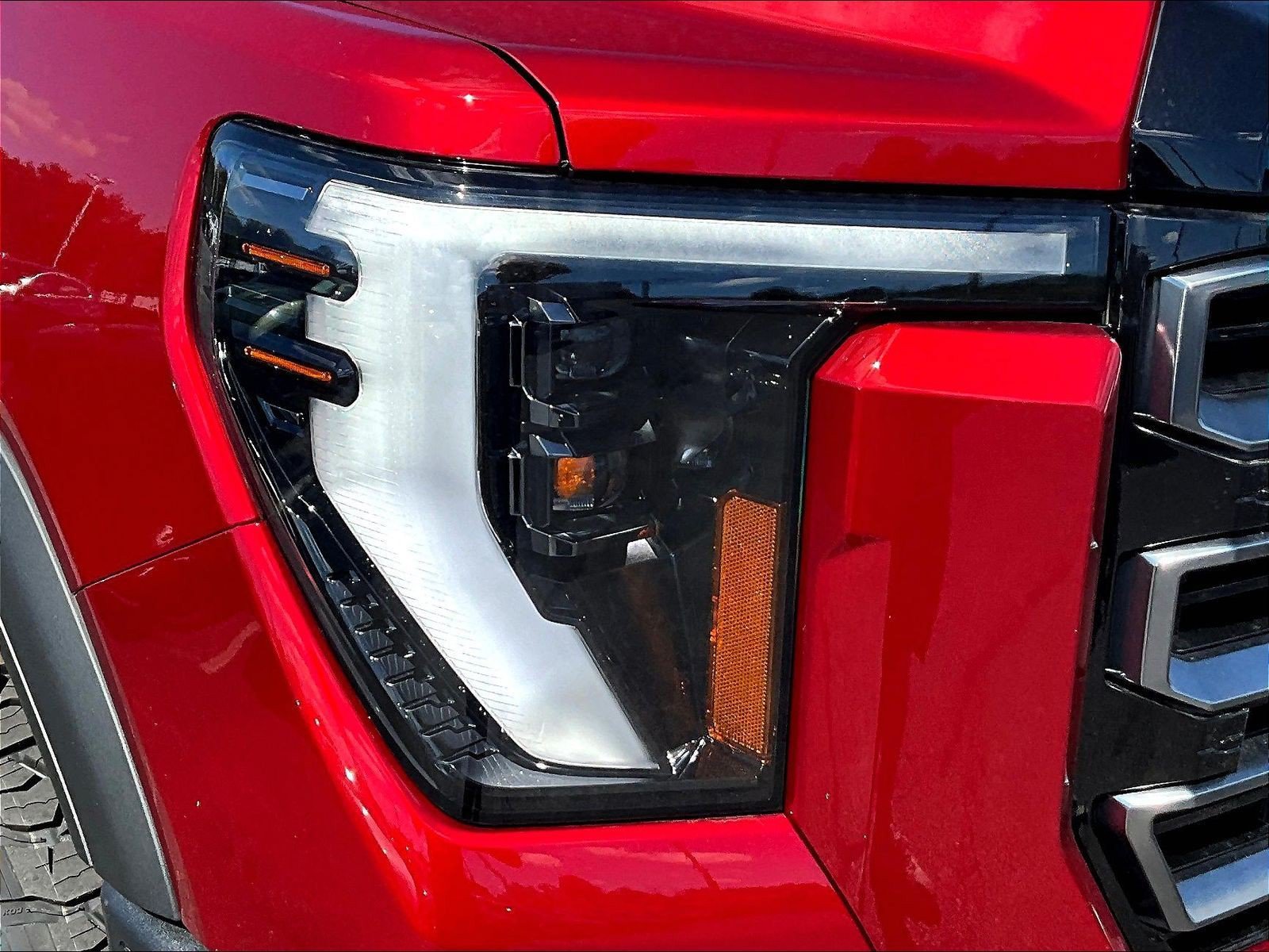 New 2026 GMC Sierra 2500 AT4 w/ AT4 Premium Plus Package AWD/4WD image 8