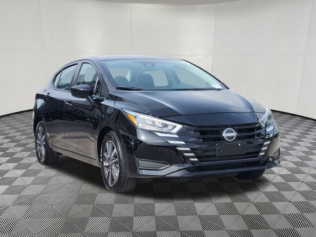Used 2025 Nissan Versa SV FWD video 2