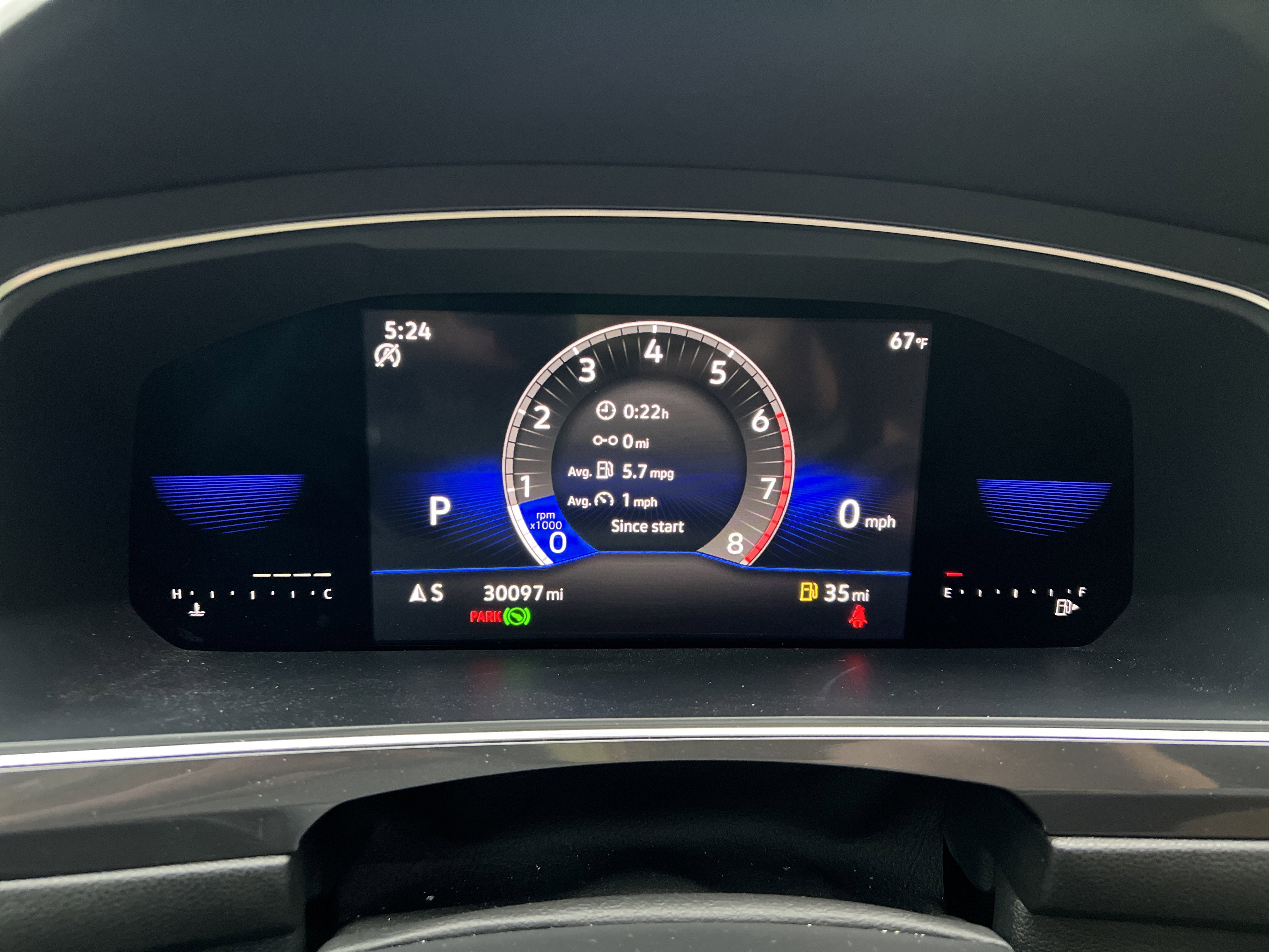 Certified 2023 Volkswagen Tiguan SE w/ Panoramic Sunroof Package FWD image 19