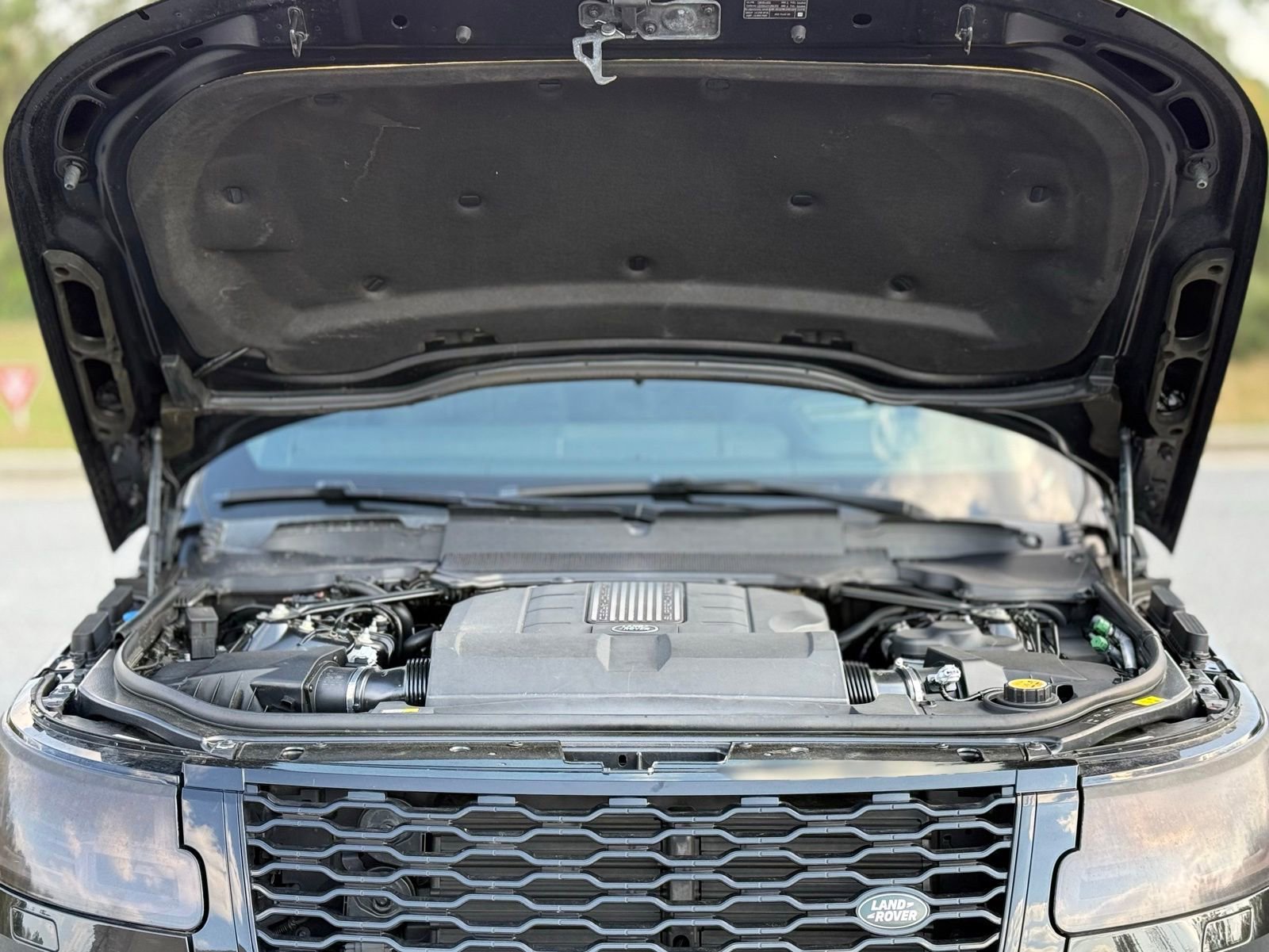 Used 2018 Land Rover Range Rover Supercharged image 51