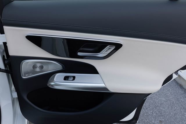 New 2026 Mercedes-Benz E 350 4MATIC Sedan image 18