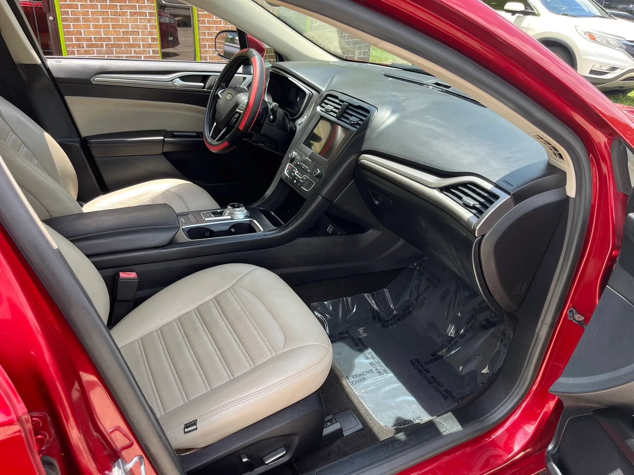 Used 2019 Ford Fusion SE w/ Equipment Group 151A FWD image 28
