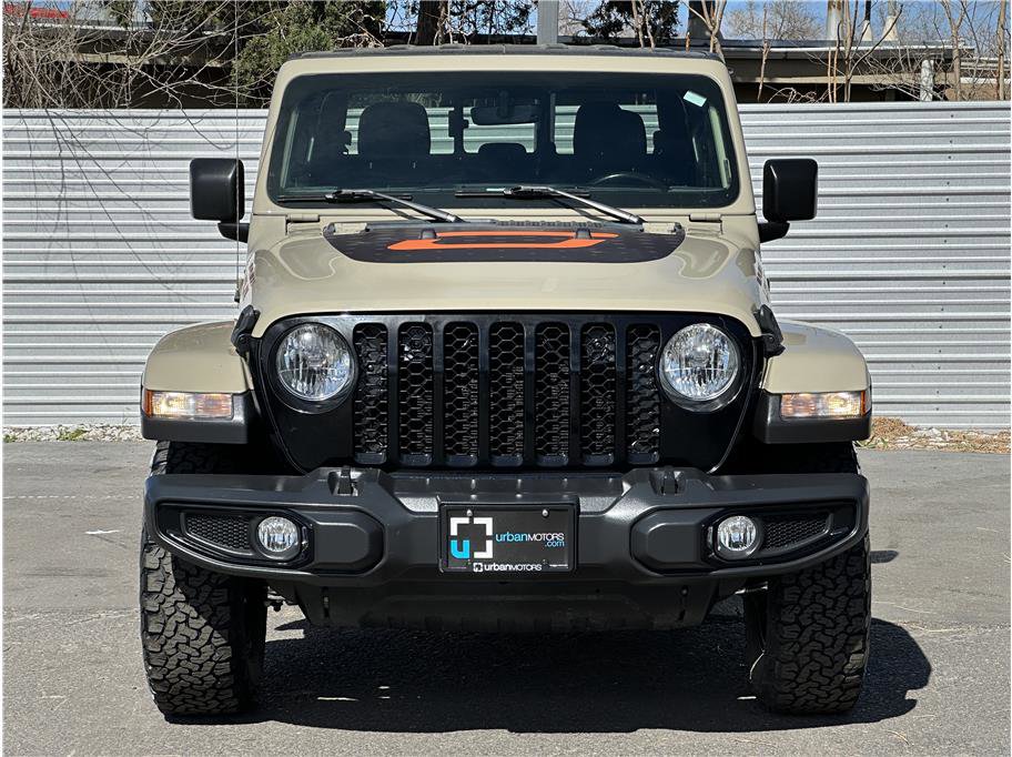Used 2022 Jeep Gladiator Sport image 7