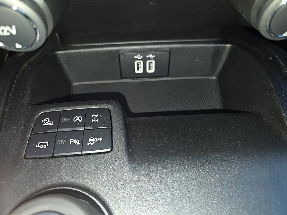 Used 2019 Ford Ranger Lariat w/ Equipment Group 501A Mid image 24