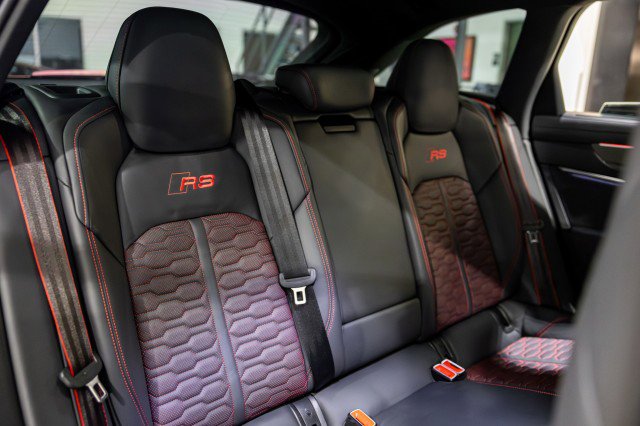 Used 2025 Audi RS 6 performance w/ Black Optic Package image 27