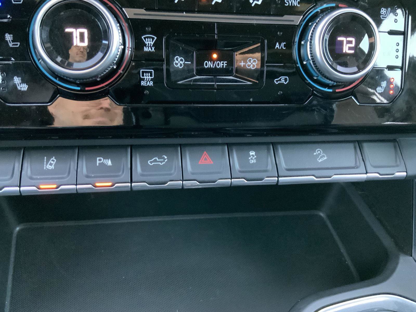 Used 2024 GMC Sierra 3500 Denali image 48