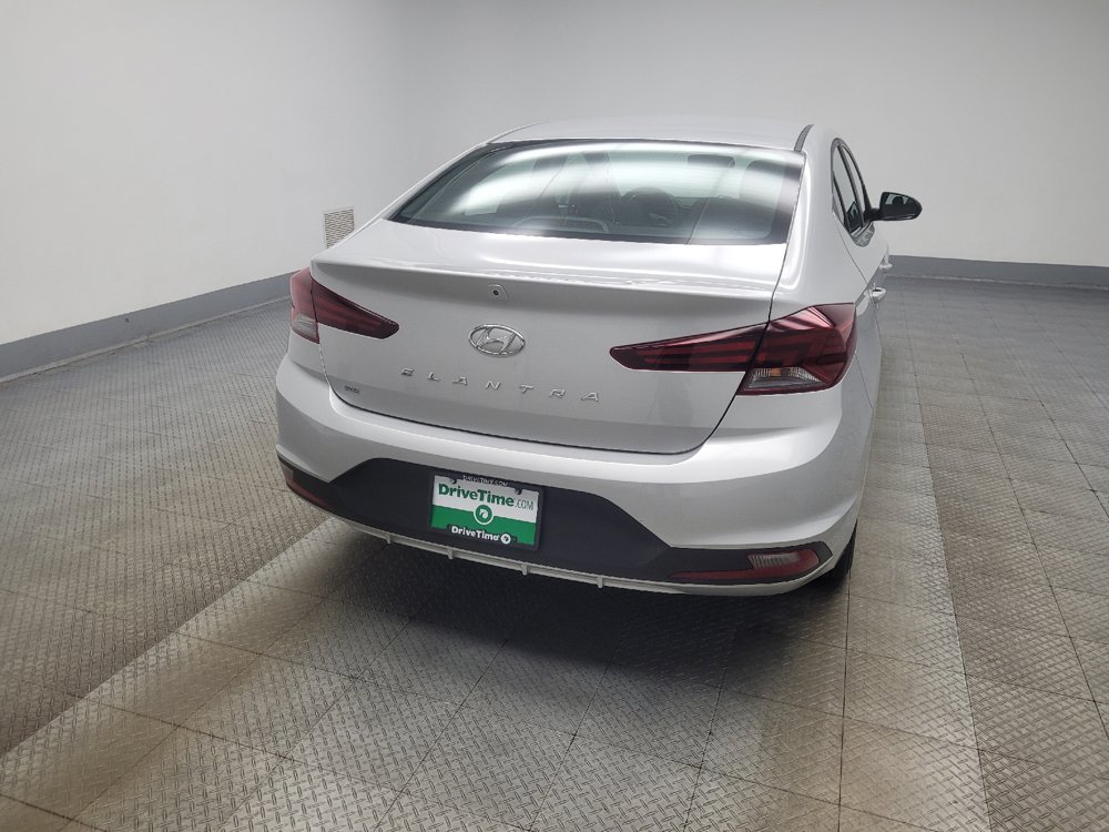Used 2019 Hyundai Elantra SE w/ Cargo Package FWD image 7