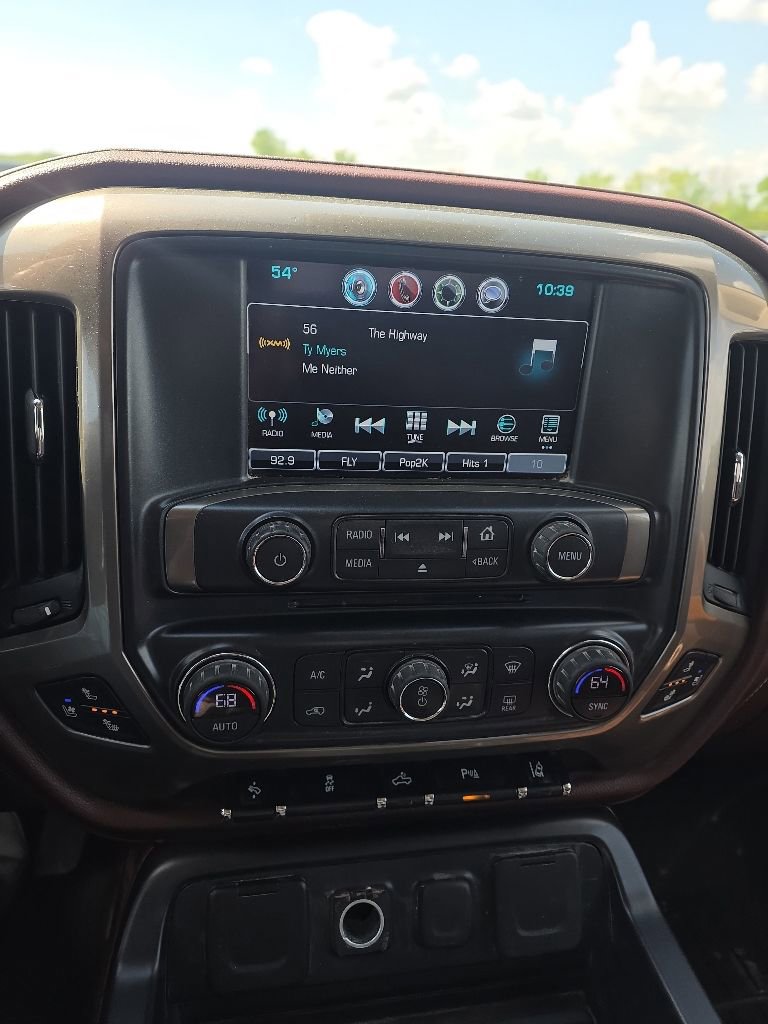 Used 2016 Chevrolet Silverado 2500 High Country w/ High Country Premium Package AWD/4WD image 14