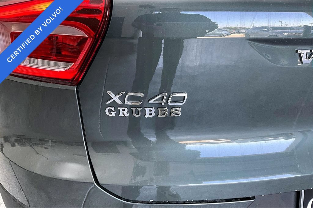 Used 2026 Volvo XC40 B4 Core w/ Climate Package FWD image 34