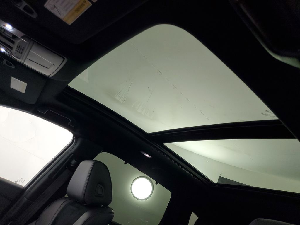 Used 2023 Acura MDX A-Spec image 32