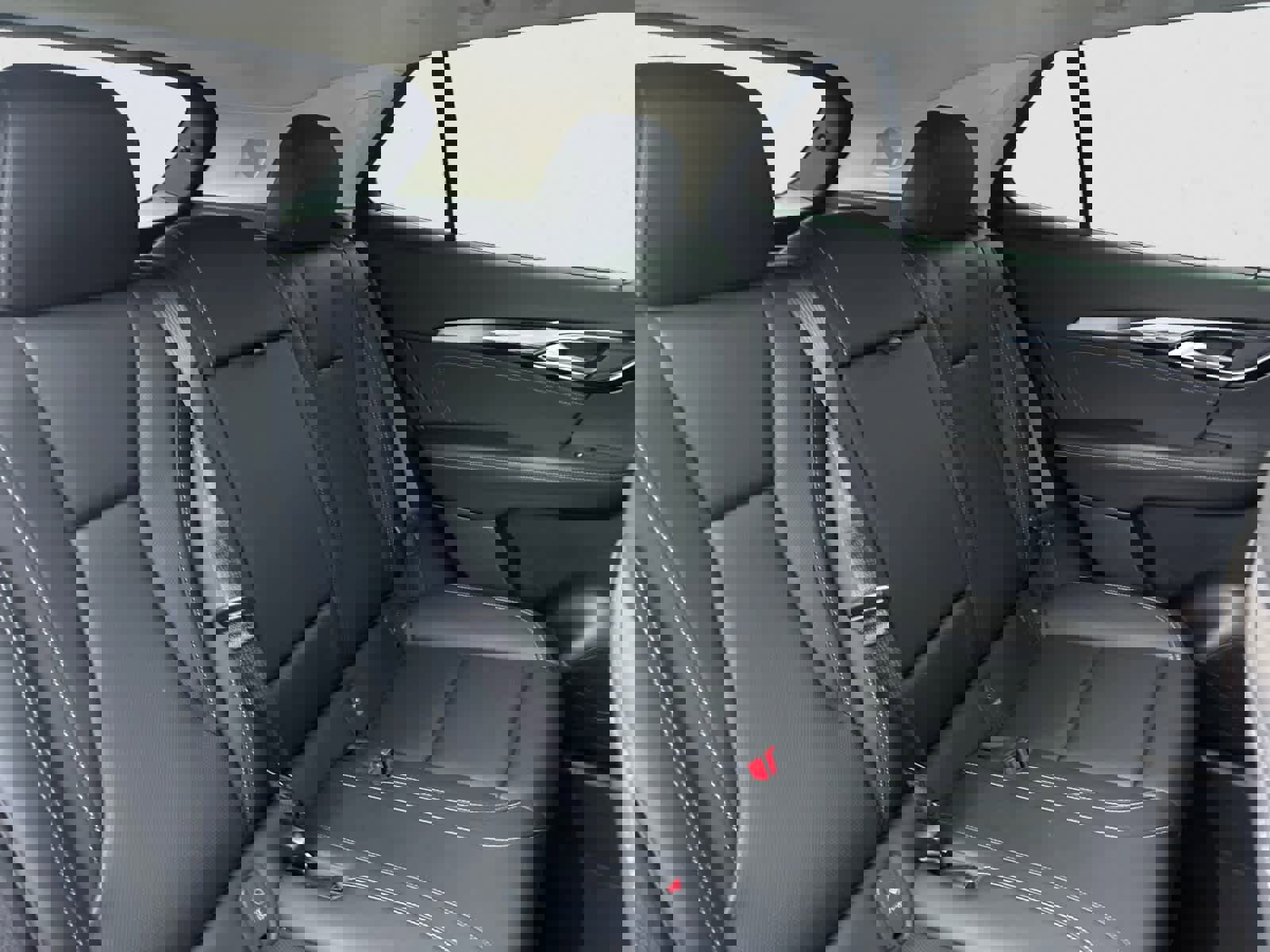 Used 2025 Buick Envision Preferred image 16