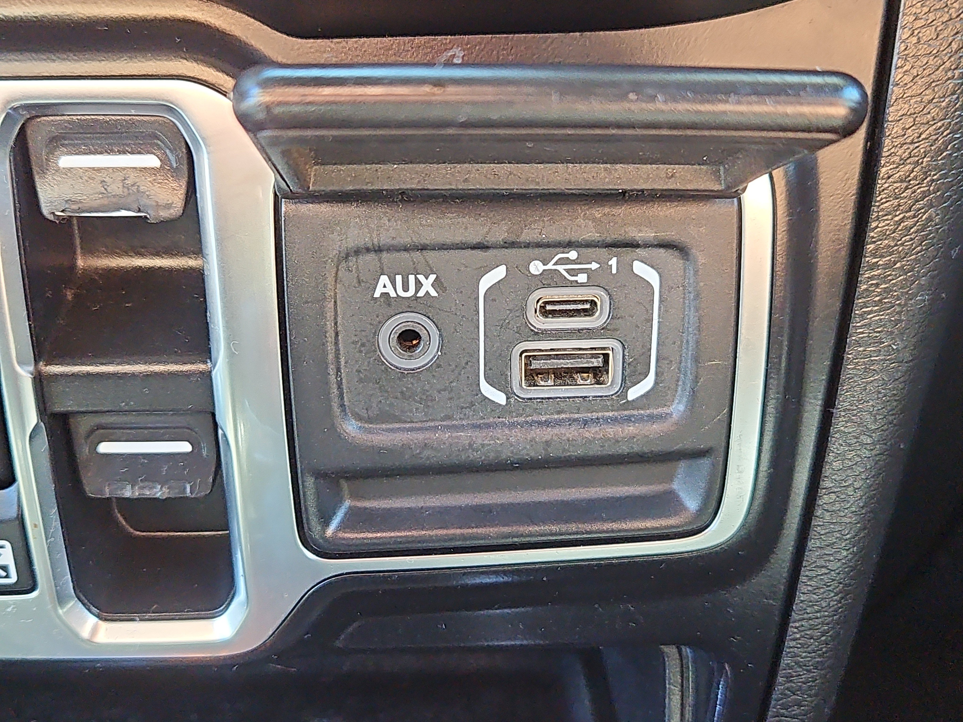 Used 2021 Jeep Wrangler Unlimited Sport AWD/4WD image 10