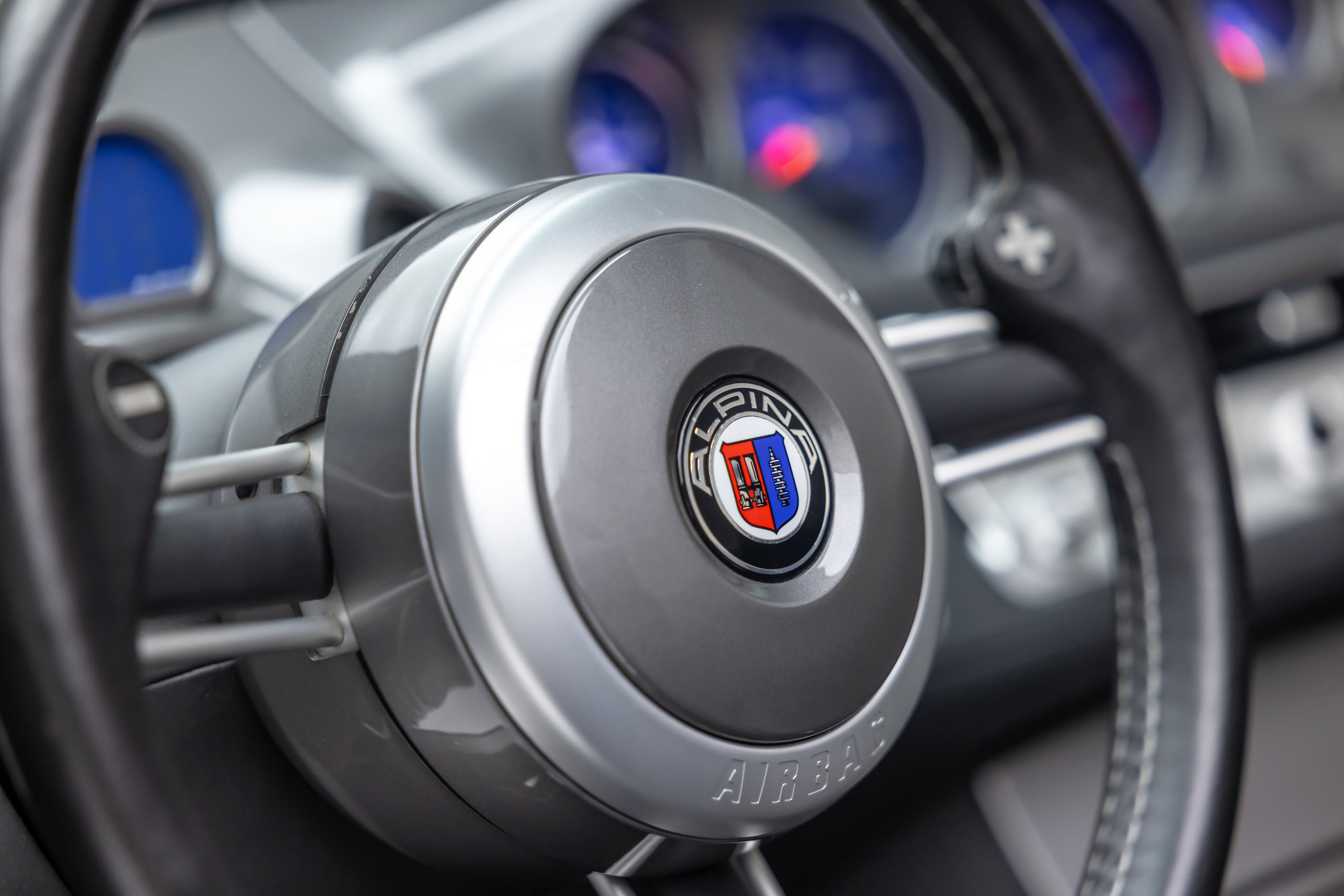 Used 2003 BMW Z8 image 69