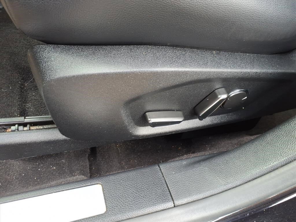 Used 2019 Ford Fusion Energi Titanium image 19